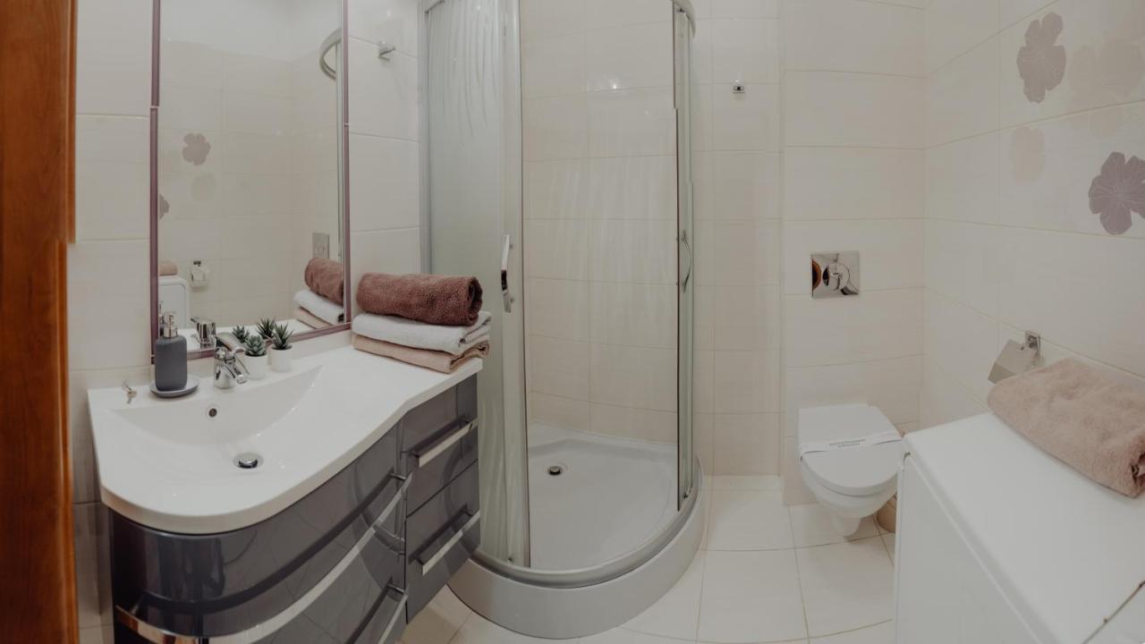 Zacisze Apartment